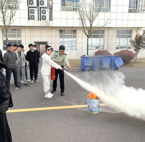 便携式骨密度仪器厂家山东国康开展消防安全培训及消防演练活动